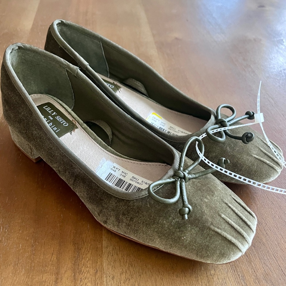 BNWT Gianni Bini x Lilly Sisto Nell Velvet Block Heel Pumps